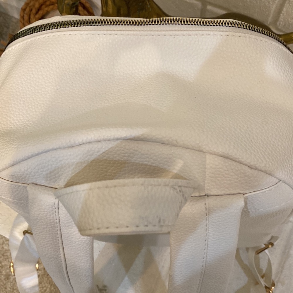 White Rampage, backpack. - Picture 6 of 14